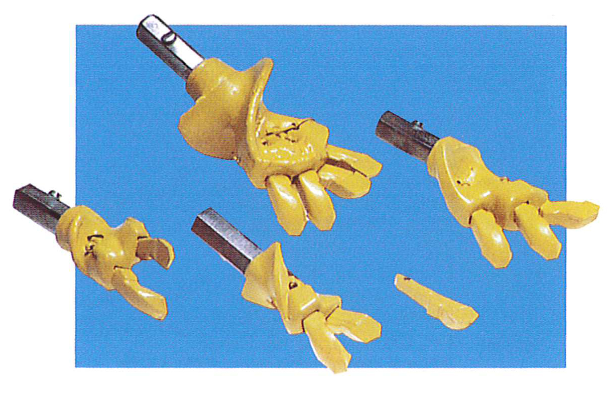 Heavy Duty Rock Heads with Replaceable Carbide Bits 